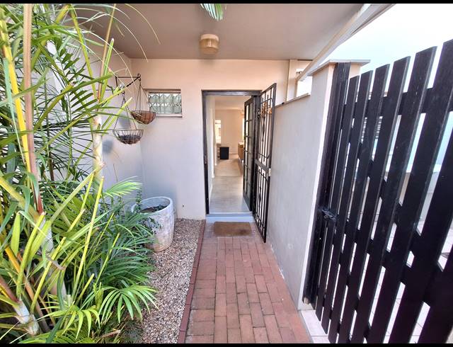3 BEDROOM TOWNHOUSE TO LET IN DURBAN NORTH